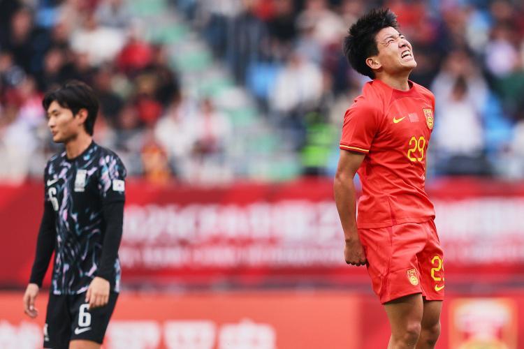 北青：原本有望首发的徐彬因伤未能首发出场